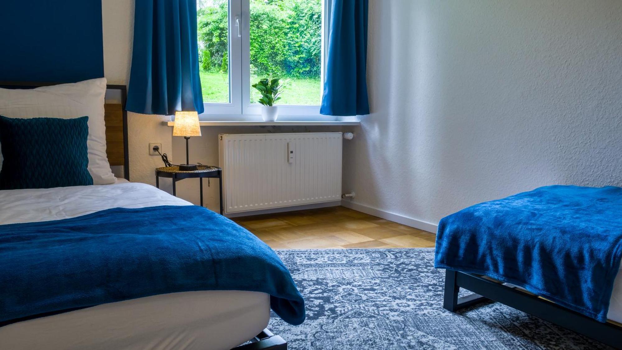Gross, Modern, Zentrumsnah Mit Parkplatz Und Garten Ulm Exteriör bild